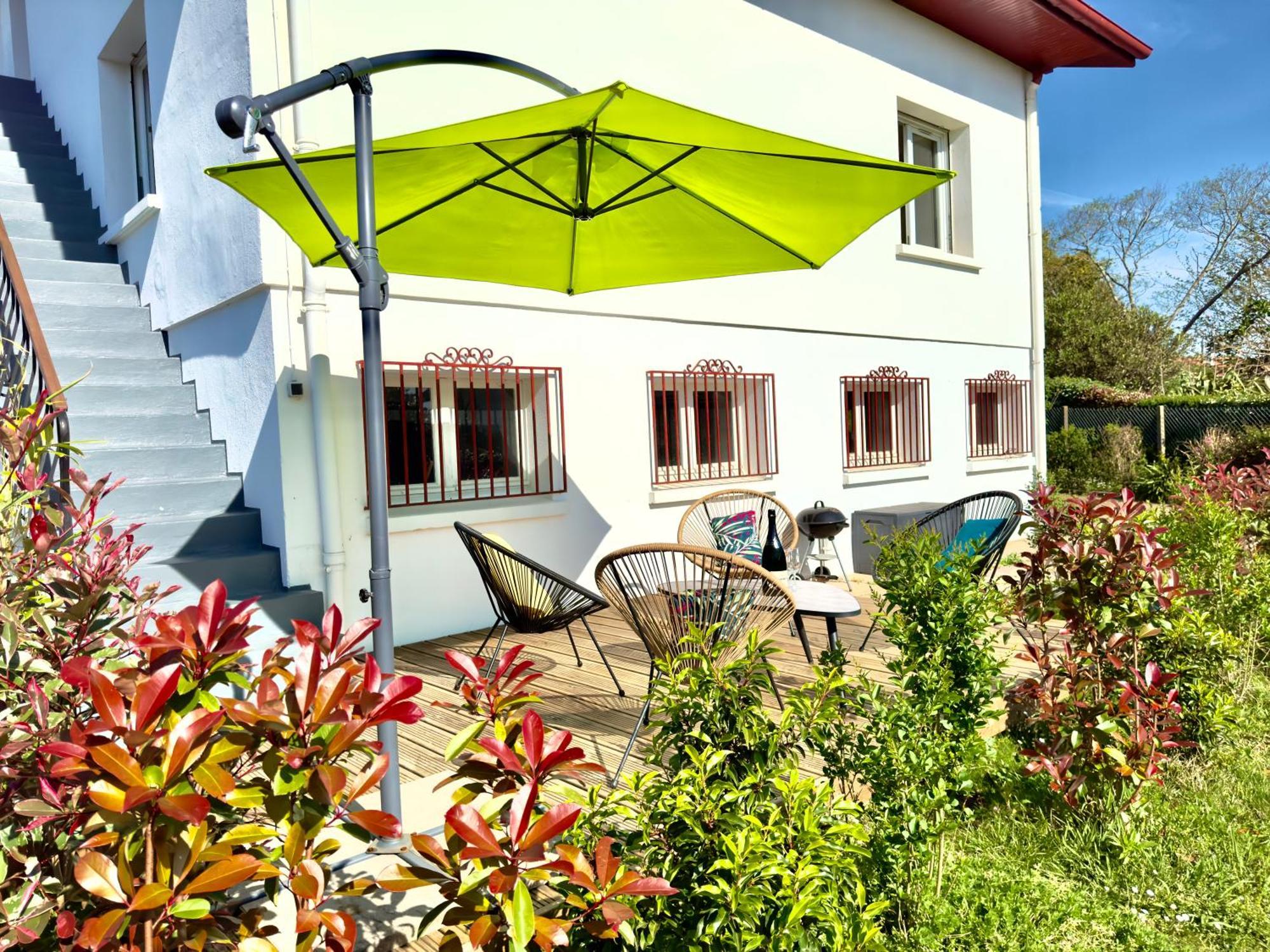 Maison Des Chenes 64 - Independant Apartment With Terrasse Boucau Exterior foto